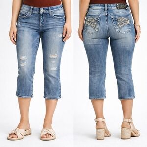 Miss Me Capri Jeans Size 30 Angel Wing Embellished Mid-Rise Distressed